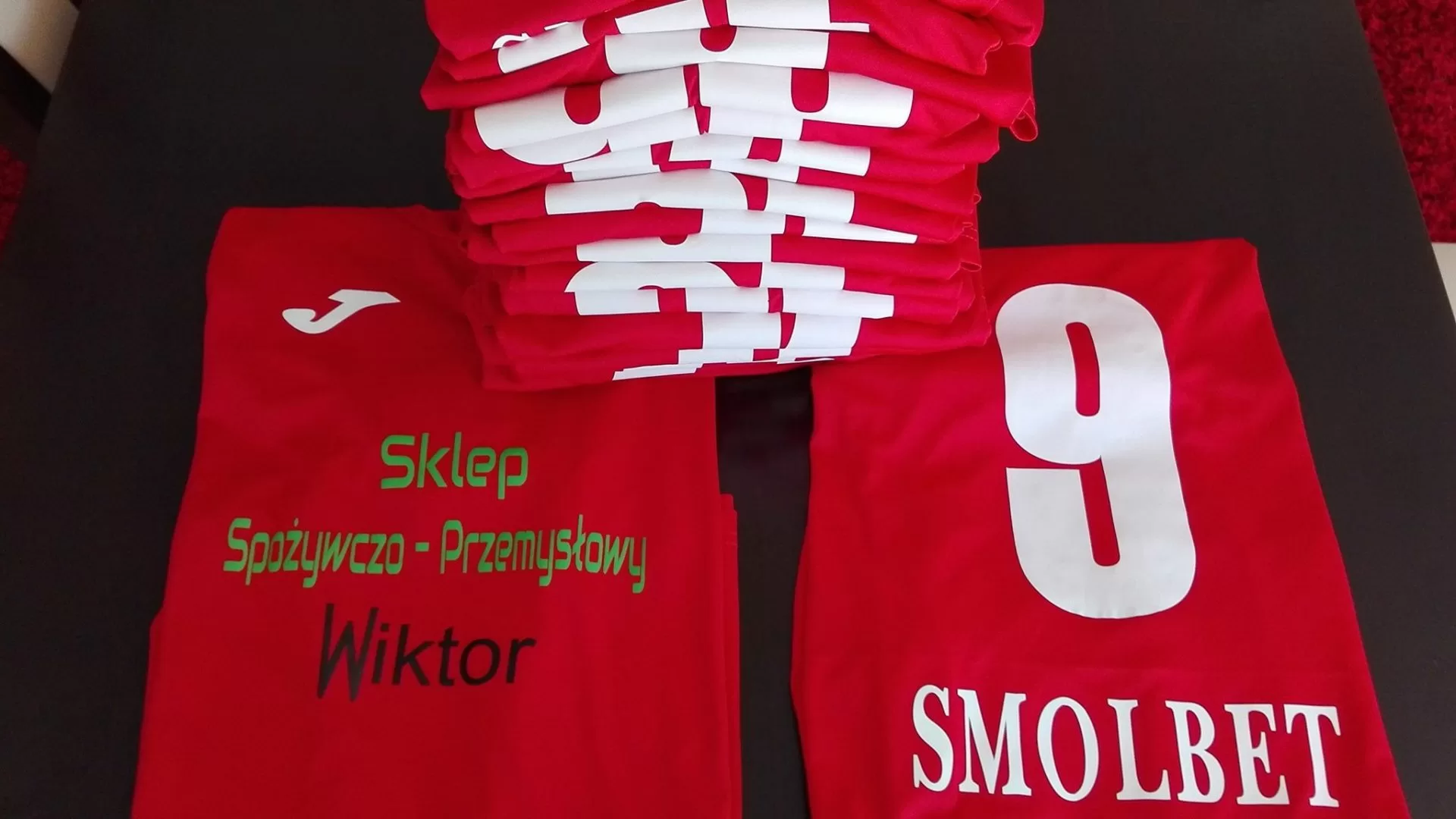 Realizacja SpeedNadruki.pl — odzież firmowa z nadrukiem DTF